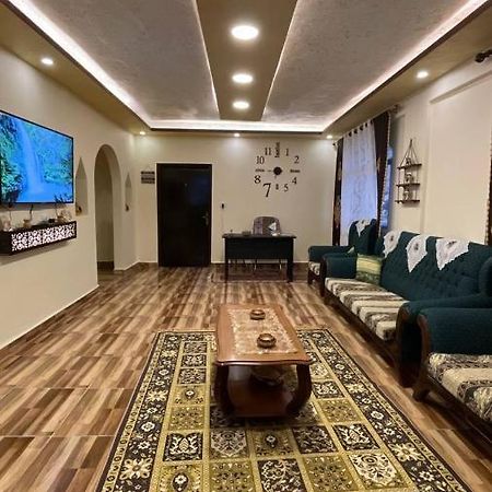 Ad Deir Guesthouse وادي موسى المظهر الخارجي الصورة