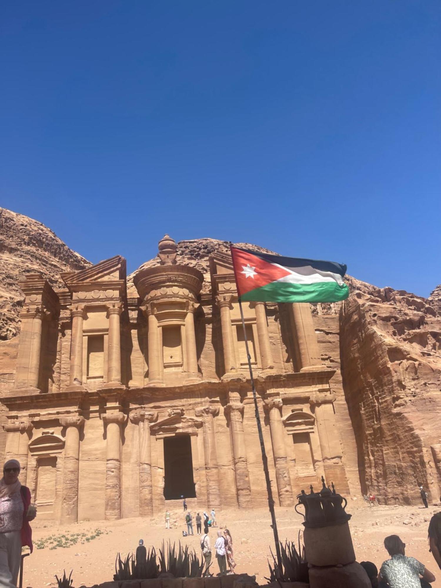 Ad Deir Guesthouse وادي موسى المظهر الخارجي الصورة